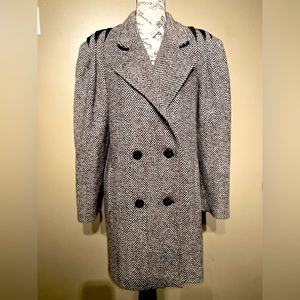 Beautiful double breasted vintage peacoat